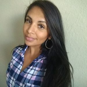 Meet your Posher, Ana